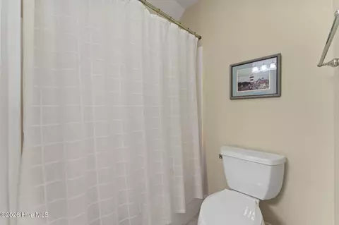 Bath - 46 Abbottsford Dr, Pinehurst, NC 28374 photo 4 of 5