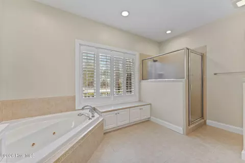 Bath - 46 Abbottsford Dr, Pinehurst, NC 28374 photo 2 of 5