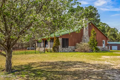 526 Springhill Church Rd, Hamlet, NC 28345