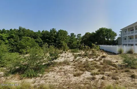 110 Duck Ridge Village Ct, Duck, NC 27949