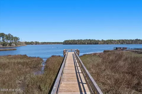 View/Area - 105 E Sanderling Cir, Hampstead, NC 28443 photo 11 of 12