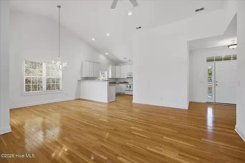 Living - 105 E Sanderling Cir, Hampstead, NC 28443 photo 6 of 6