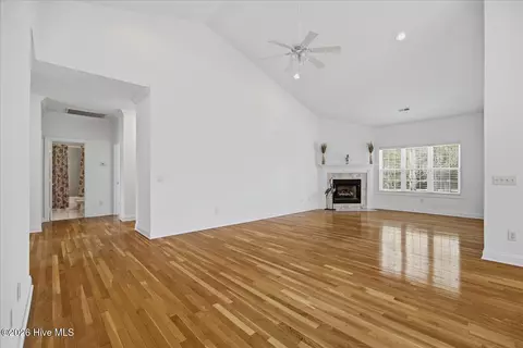Living - 105 E Sanderling Cir, Hampstead, NC 28443 photo 4 of 6