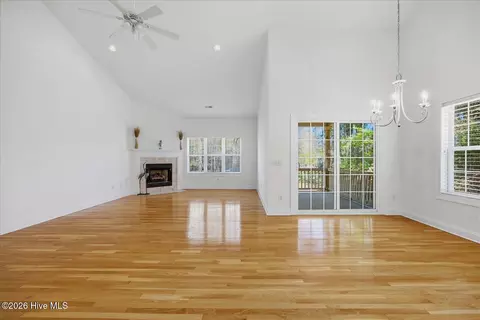 Living - 105 E Sanderling Cir, Hampstead, NC 28443 photo 3 of 6