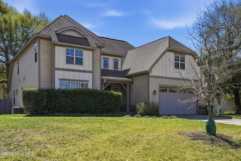 119 Little Bay Dr, Cedar Point, NC 28584
