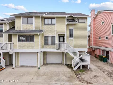 1902 Sand Dollar Ct, Kure Beach, NC 28449