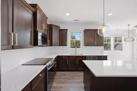 Kitchen - 120 N Brig Dr, Hampstead, NC 28443 photo 2 of 3