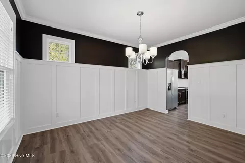 Dining - 120 N Brig Dr, Hampstead, NC 28443 photo 2 of 5