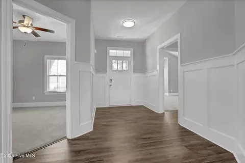 Entry Way - 291 Arden Dr, Hampstead, NC 28443 photo 1 of 2