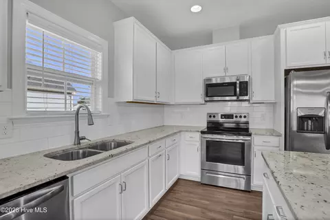 Kitchen - 291 Arden Dr, Hampstead, NC 28443 photo 2 of 2