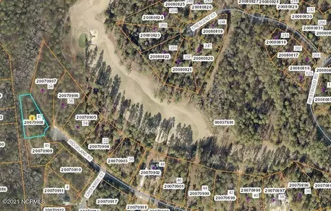 47 Ridgeland St, Pinehurst, NC 28374 photo 2