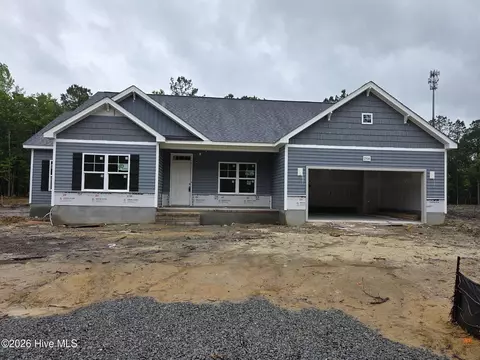 2914 Loch Ct, Grimesland, NC 27837