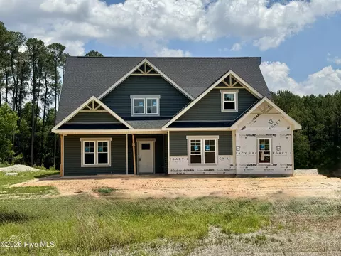 454 James St, Vass, NC 28394