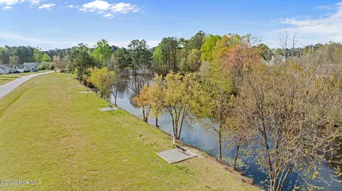 View/Area - 576 Tralee Dr, Smithfield, NC 27577 photo 8 of 9