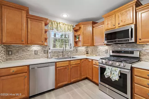 Kitchen - 576 Tralee Dr, Smithfield, NC 27577 photo 1 of 2