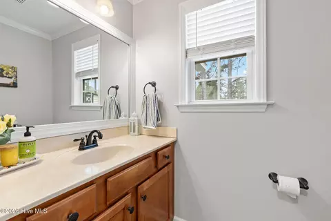 Bath - 576 Tralee Dr, Smithfield, NC 27577 photo 1 of 3