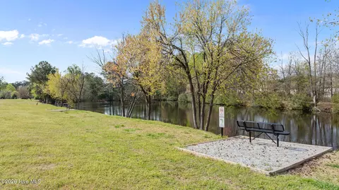 View/Area - 576 Tralee Dr, Smithfield, NC 27577 photo 9 of 9