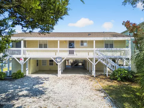 401 Dolphin St, Sunset Beach, NC 28468