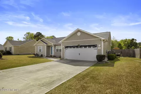 120 Eagle Ridge Dr, Beulaville, NC 28518