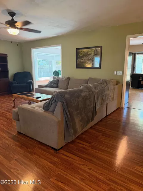 Living - 380 W Denny Ave, Pinebluff, NC 28373 photo 3 of 3