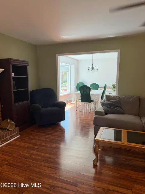 Dining - 380 W Denny Ave, Pinebluff, NC 28373 photo 1 of 3
