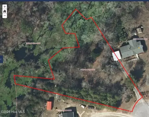 204 Eastwind Ct, Rocky Point, NC 28457
