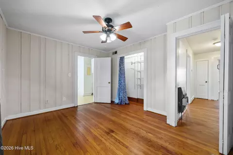 Bedroom - 333 Fifth St, Ayden, NC 28513 photo 2 of 8