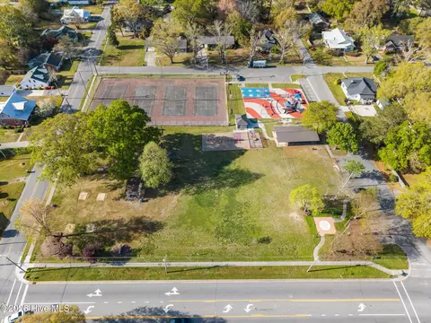 View/Area - 333 Fifth St, Ayden, NC 28513 photo 7 of 7