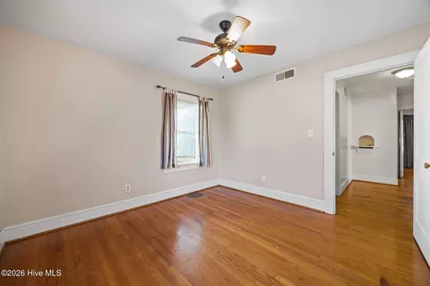 Bedroom - 333 Fifth St, Ayden, NC 28513 photo 6 of 8