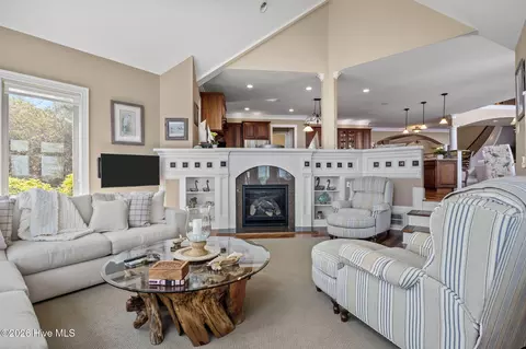 Living - 121 Pamlico Ln, Chocowinity, NC 27817 photo 7 of 8