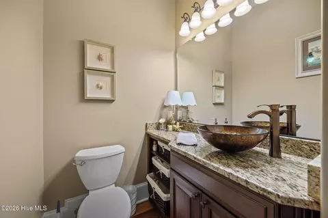 Bath - 121 Pamlico Ln, Chocowinity, NC 27817 photo 1 of 8