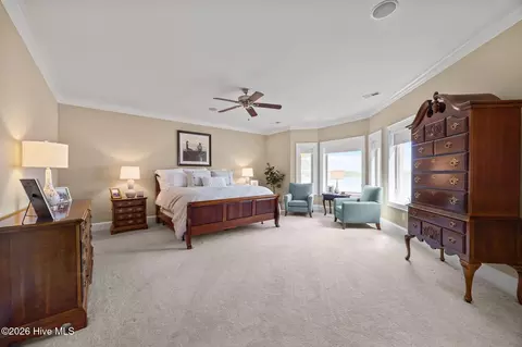 Bedroom - 121 Pamlico Ln, Chocowinity, NC 27817 photo 7 of 11