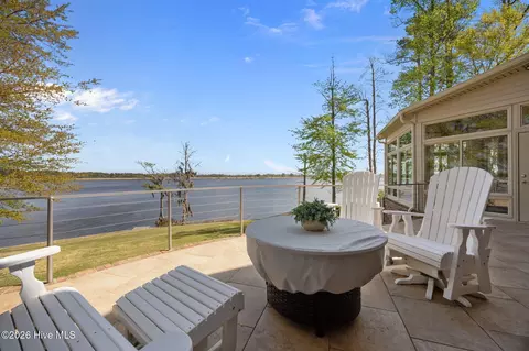 Exterior - 121 Pamlico Ln, Chocowinity, NC 27817 photo 6 of 15