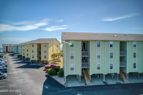 918 N New River Dr #538, Surf City, NC 28445