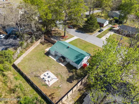 View/Area - 209 Puller Dr, Jacksonville, NC 28540 photo 3 of 4