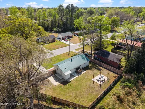 View/Area - 209 Puller Dr, Jacksonville, NC 28540 photo 2 of 4