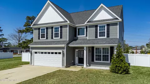 102 Genoa Dr, Elizabeth City, NC 27909