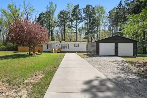 133 Woodcroft Ln, Rocky Point, NC 28457