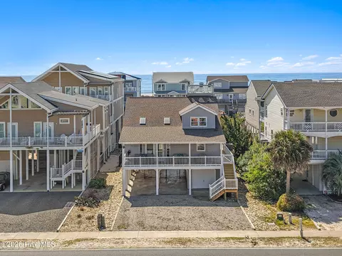172 E Second St, Ocean Isle Beach, NC 28469