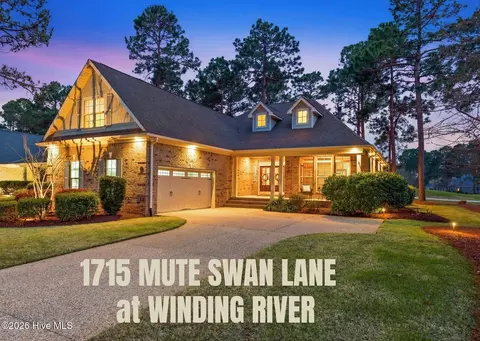 1715 Mute Swan Ln SE, Bolivia, NC 28422