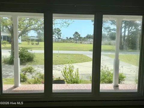 Exterior - 459 Shell Rd, Atlantic, NC 28511 photo 9 of 26