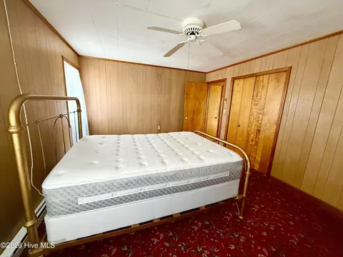 Bedroom - 459 Shell Rd, Atlantic, NC 28511 photo 1 of 7