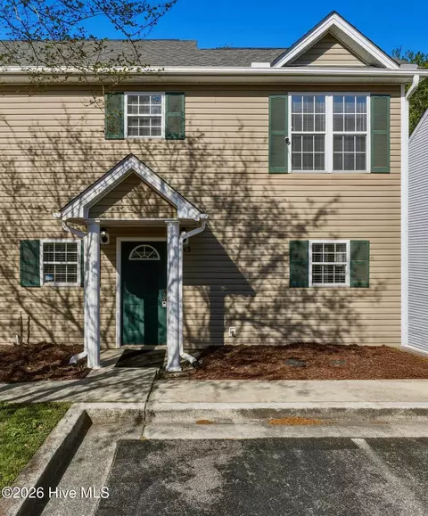 2113 Market St, Wilmington, NC 28403