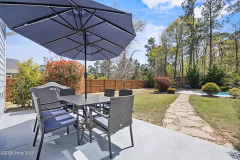Exterior - 375 Canter Crest Rd, Hampstead, NC 28443 photo 6 of 17