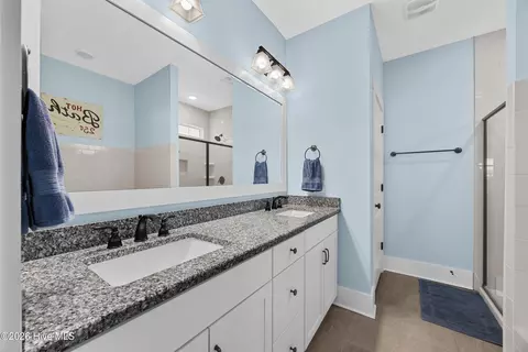 Bath - 375 Canter Crest Rd, Hampstead, NC 28443 photo 2 of 6