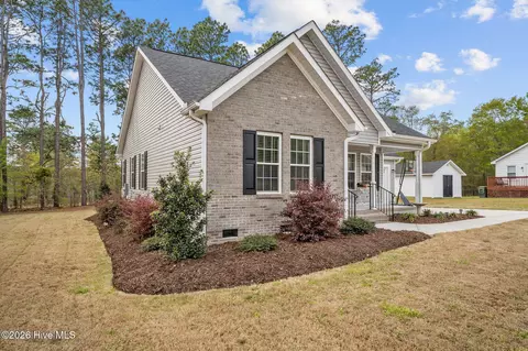 Exterior - 106 Walnut Ave, Hamlet, NC 28345 photo 9 of 9
