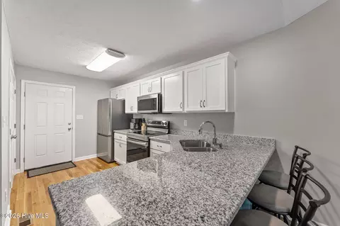 Kitchen - 106 Walnut Ave, Hamlet, NC 28345 photo 2 of 5