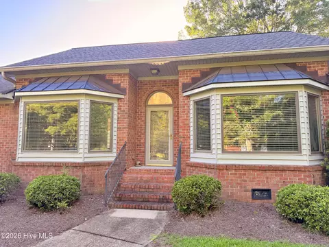 3305 Peppercorn Rd, New Bern, NC 28562