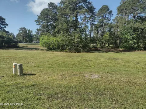 1731 Caracara Dr, New Bern, NC 28560