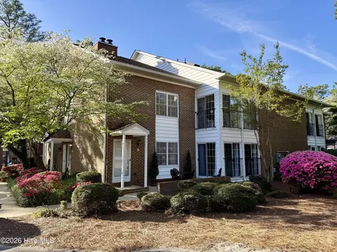 9265 Us 15-501 Highway 10a Hwy #A, Pinehurst, NC 28374